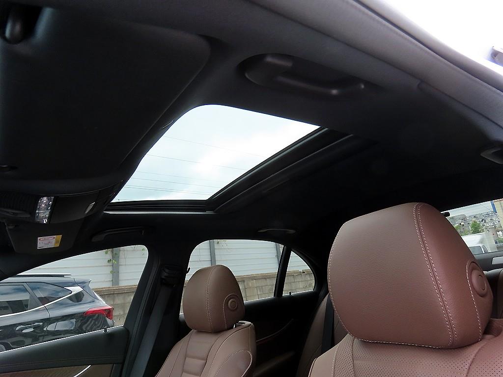 Mercedes Benz E class 2023 Blanco - Importación desde Corea - HF Imports Iquique - Foto 16