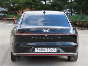 HYUNDAI Grandeur - Vista 8