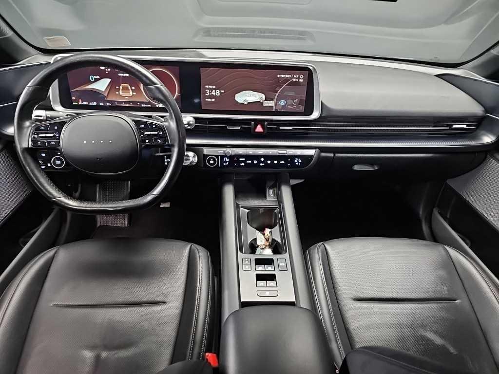 HYUNDAI Ioniq 6 - Vista 7