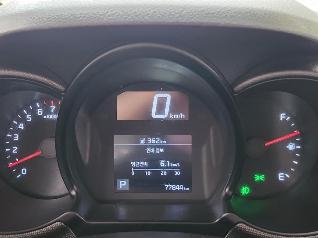 KIA Ray - Vista 9