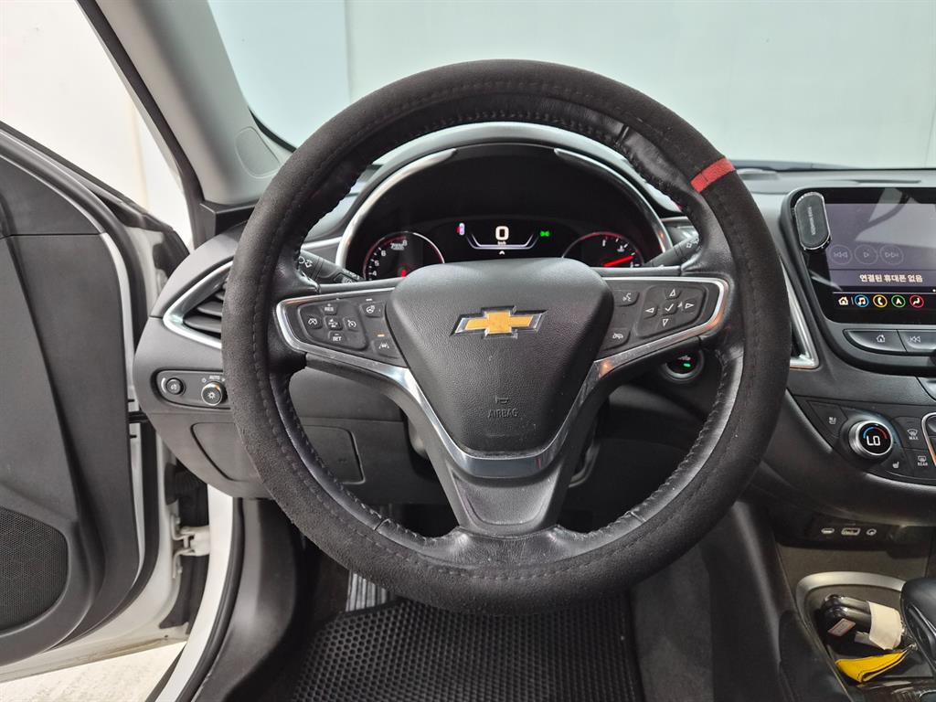 Chevrolet Malibu - Vista 8