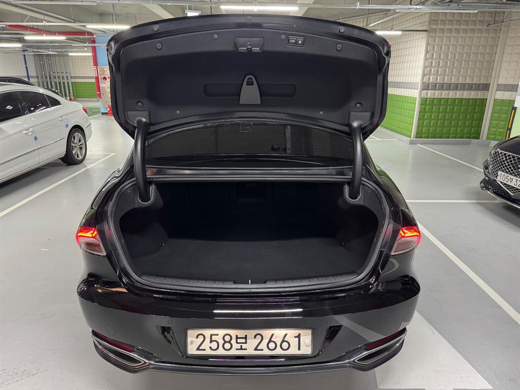 HYUNDAI Grandeur - Vista 5