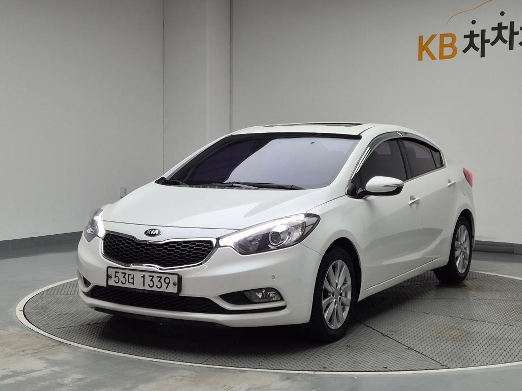 KIA K3 - Vista 4