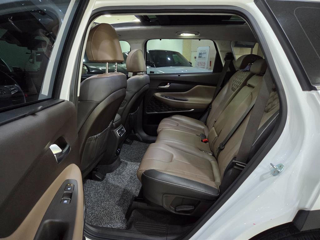 HYUNDAI Santa Fe - Vista 7
