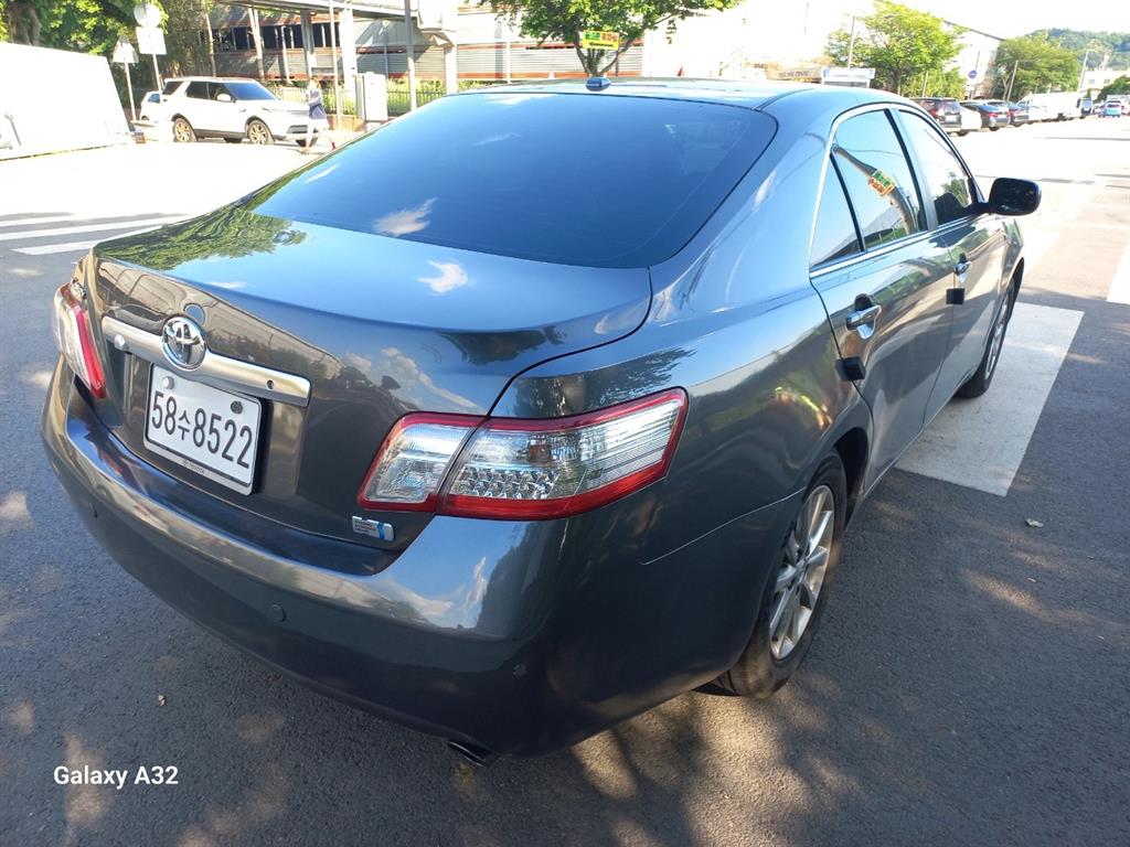 Toyota Camry - Vista 4