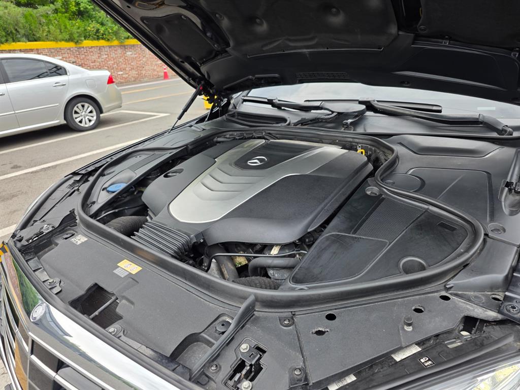 Mercedes Benz S Class 2016 Negro - Importación desde Corea - HF Imports Iquique - Foto 20
