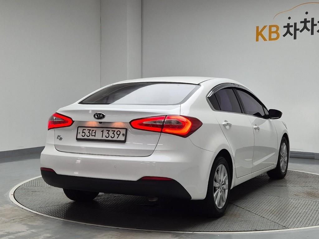 KIA K3 - Vista 2
