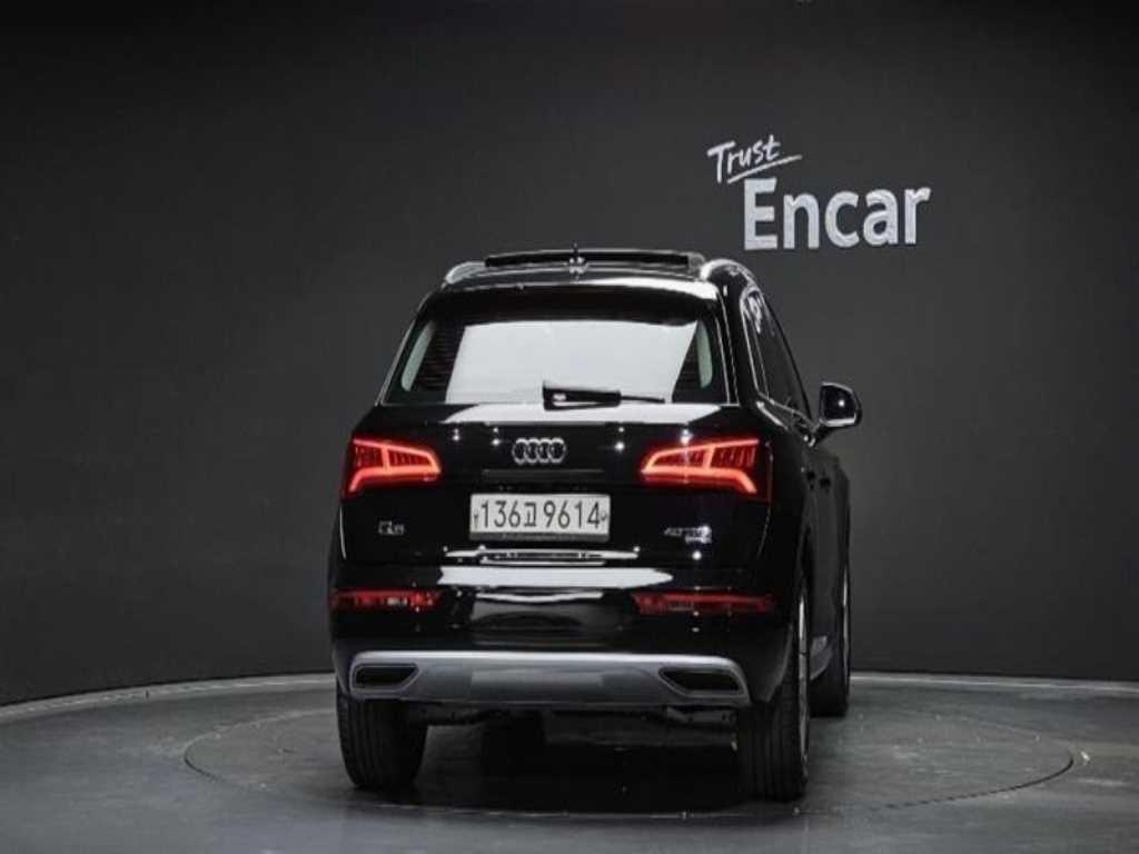 Audi Q5 - Vista 4