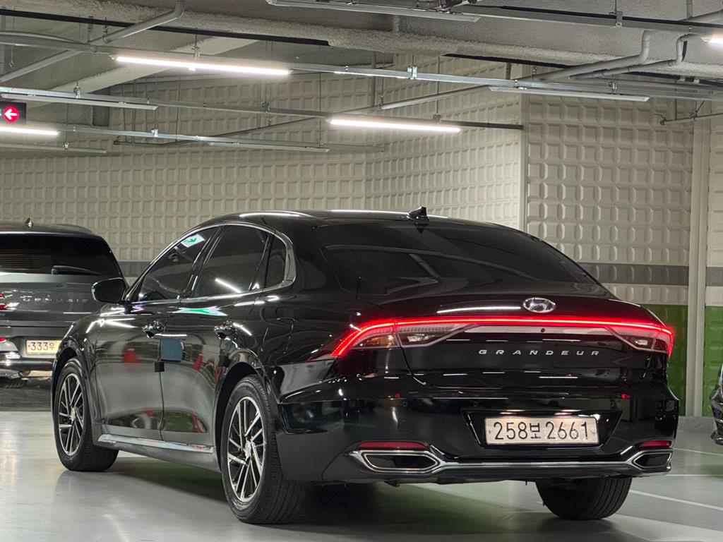HYUNDAI Grandeur - Vista 4