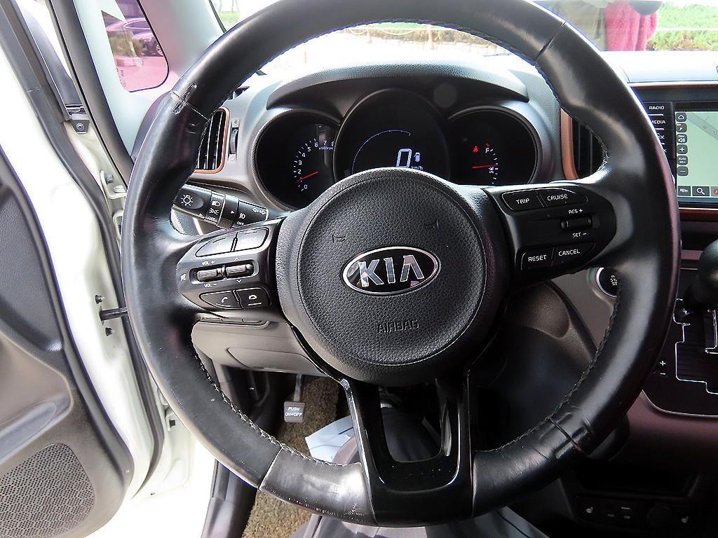 KIA Ray - Vista 8