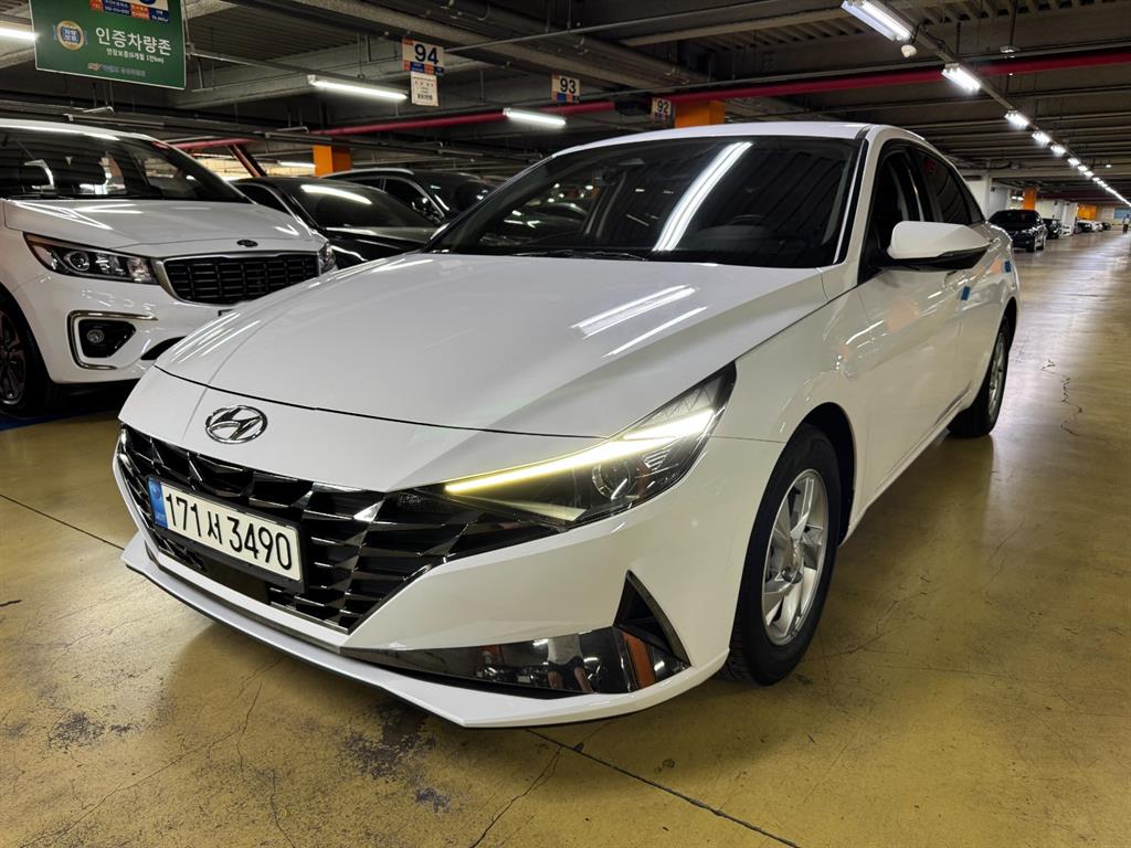 HYUNDAI Avante 2021 Blanco - Importación desde Corea - HF Imports Iquique - Foto 1