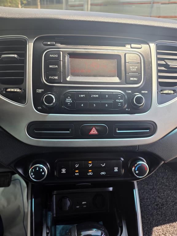 KIA Carens 2016 Azul - Importación desde Corea - HF Imports Iquique - Foto 19