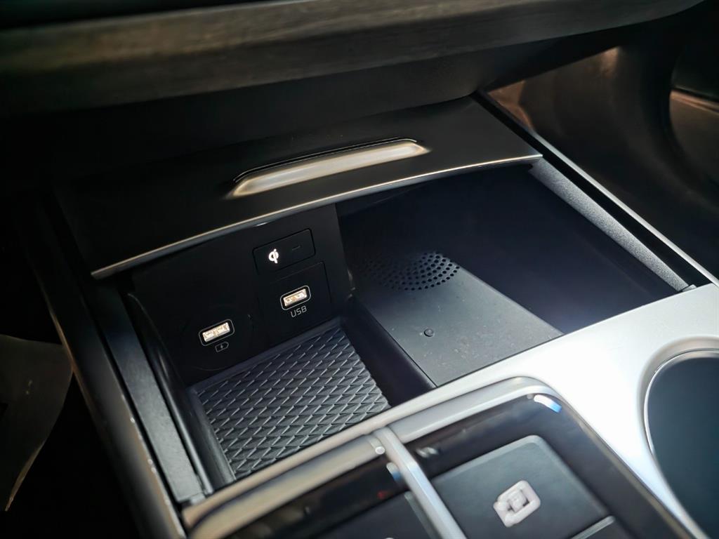 KIA K8 - Vista 8