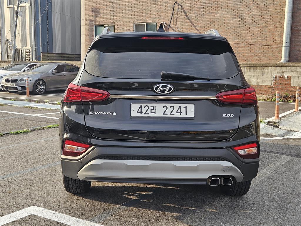 HYUNDAI Santa Fe - Vista 3