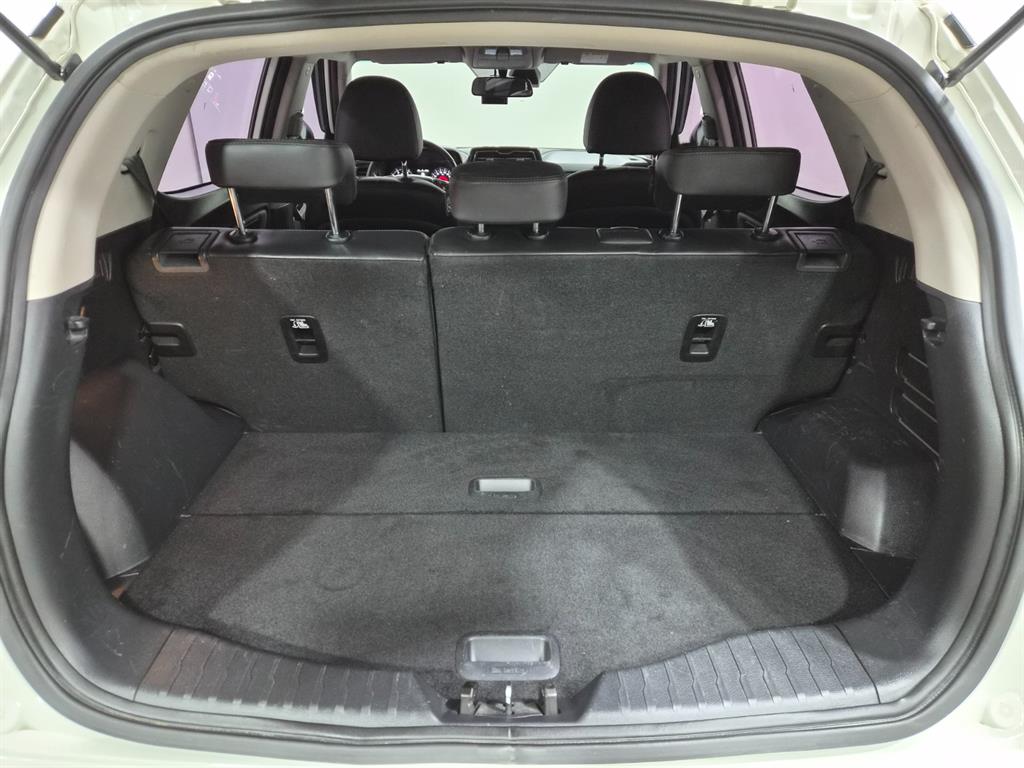 Ssangyong Tivoli - Vista 5