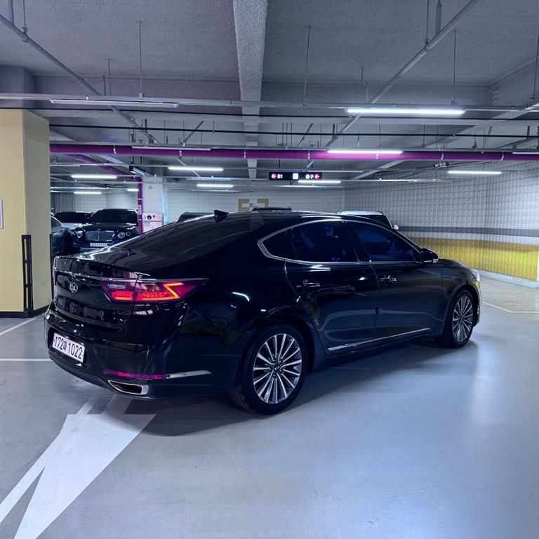 KIA K7 - Vista 4