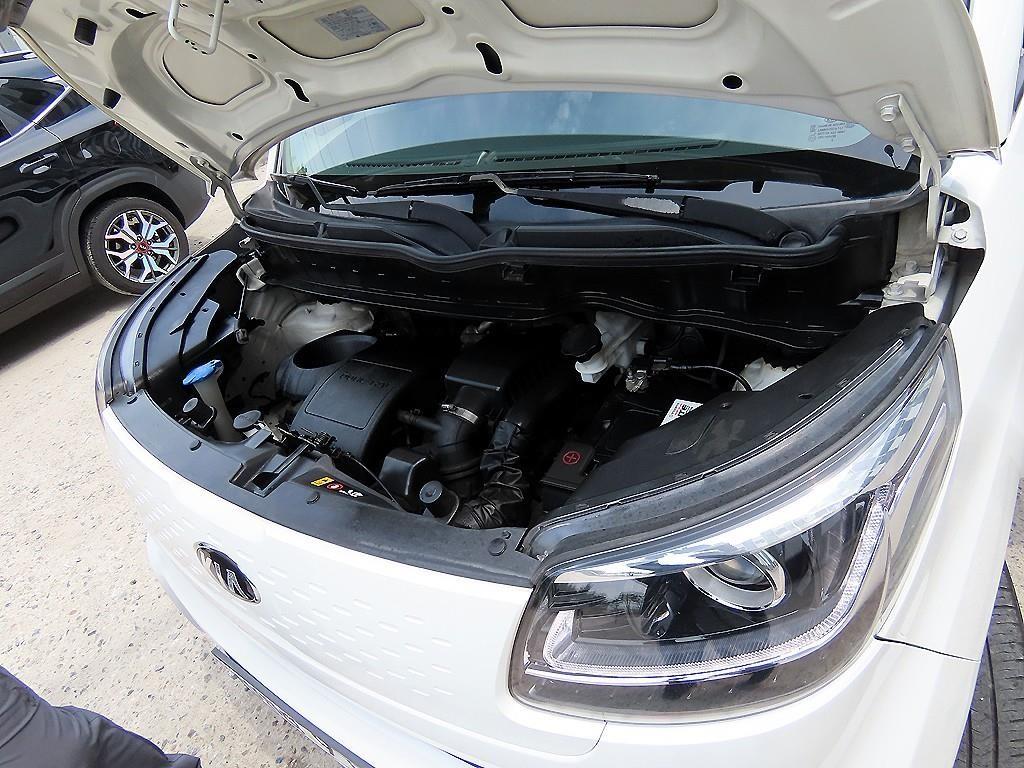 KIA Ray 2018 Blanco - Importación desde Corea - HF Imports Iquique - Foto 19