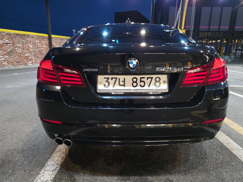 BMW 5 Series - Vista 4