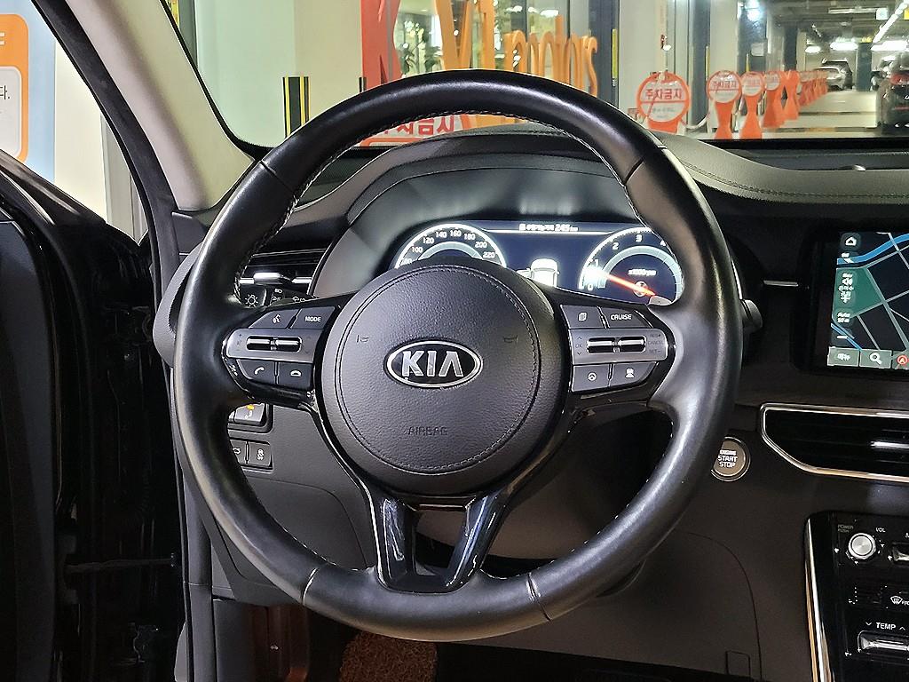 KIA K7 - Vista 9