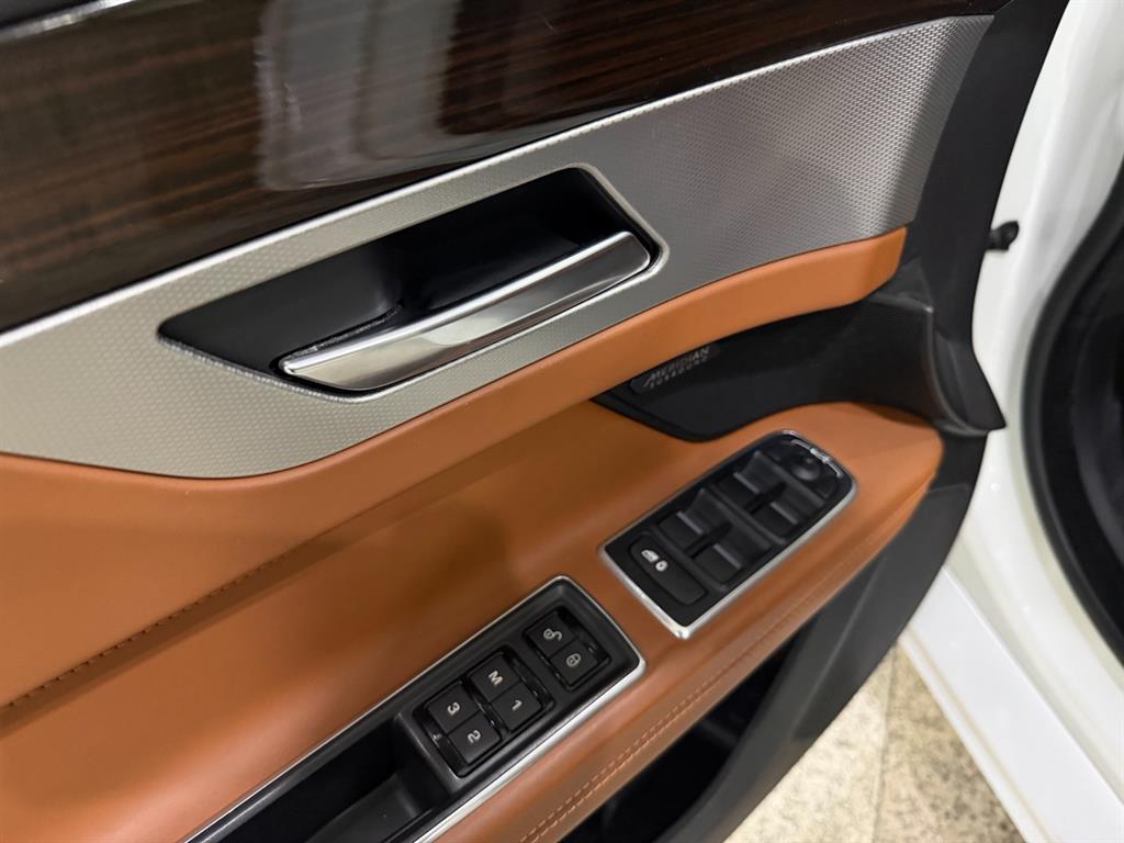 Jaguar XF 2018 Blanco - Importación desde Corea - HF Imports Iquique - Foto 13