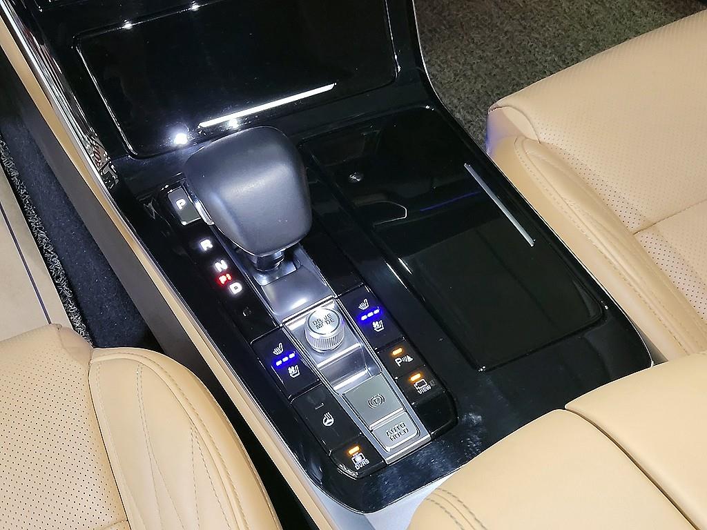 KIA K7 - Vista 12