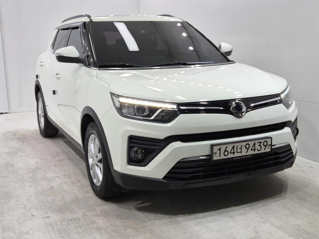 Ssangyong Tivoli - Vista 2