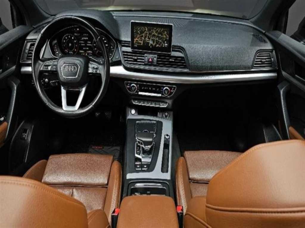 Audi Q5 - Vista 7