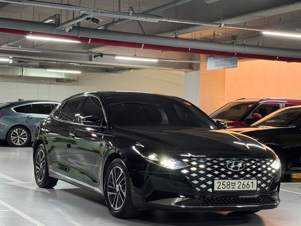HYUNDAI Grandeur - Vista 2