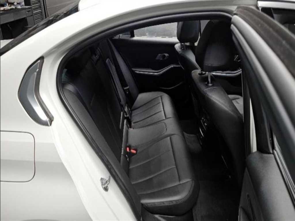 BMW 3 series - Vista 11