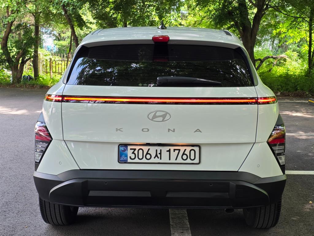 HYUNDAI Kona - Vista 3