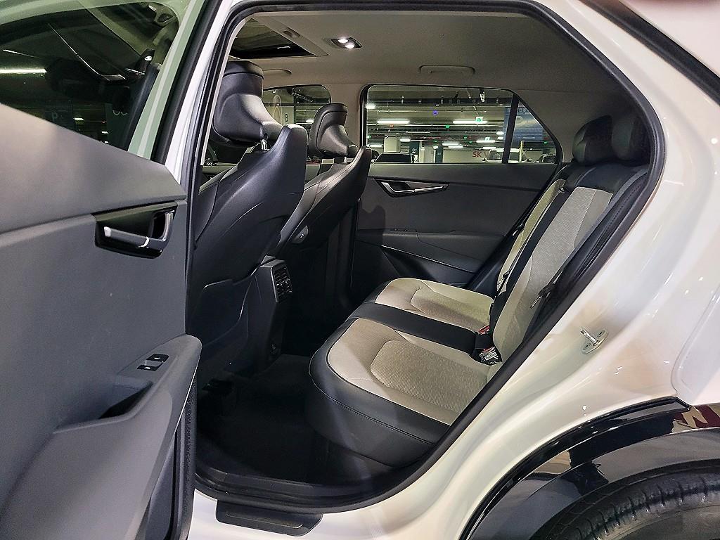 KIA Niro - Vista 8