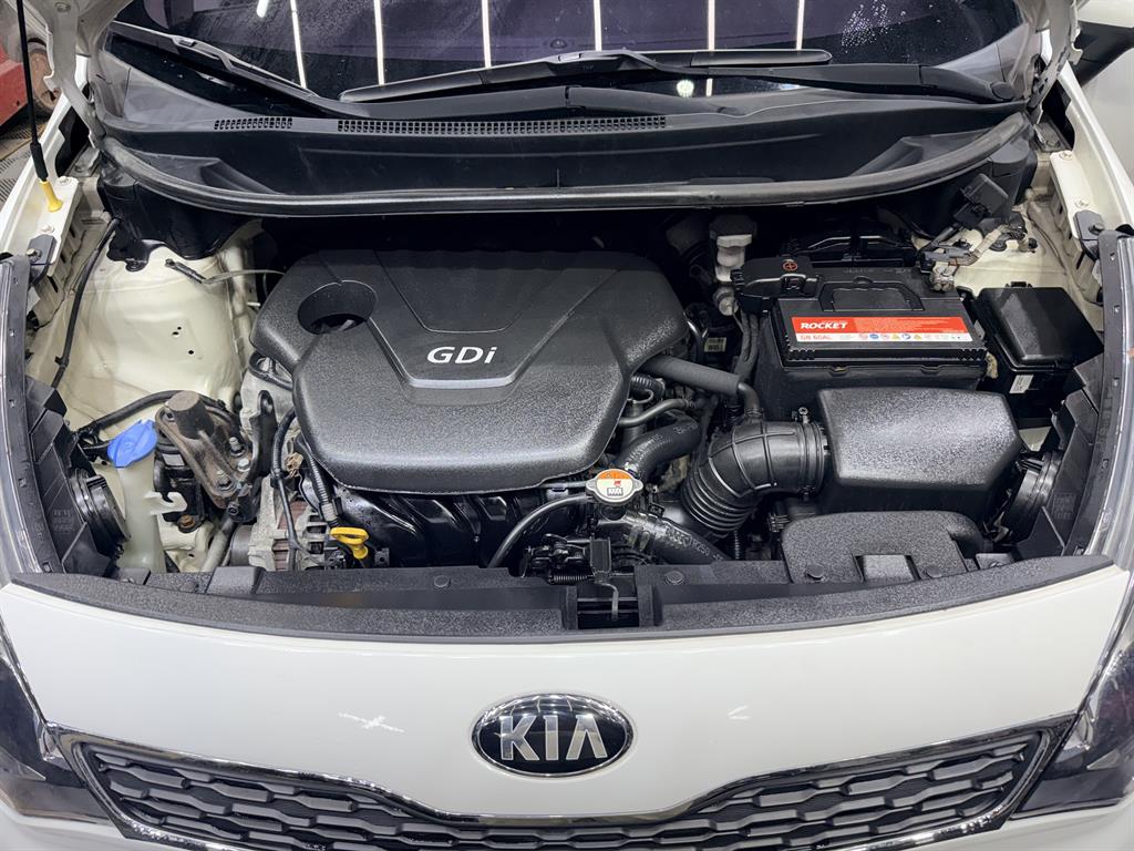 KIA Pride - Vista 5