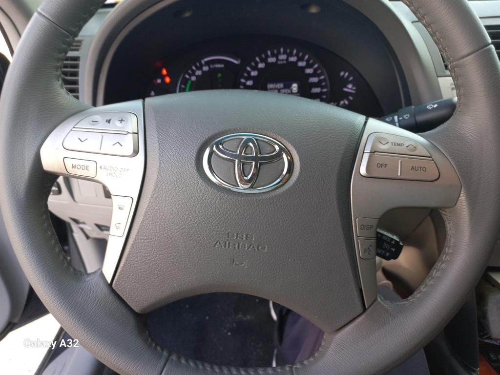 Toyota Camry - Vista 8