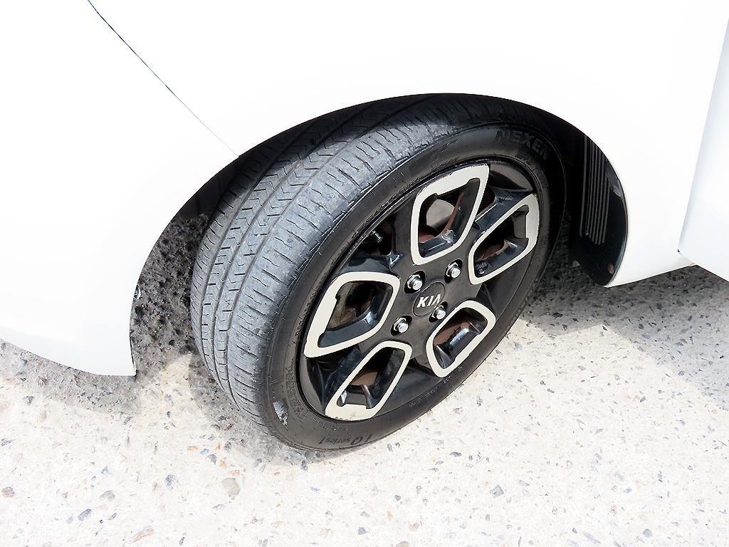 KIA Ray 2018 Blanco - Importación desde Corea - HF Imports Iquique - Foto 20