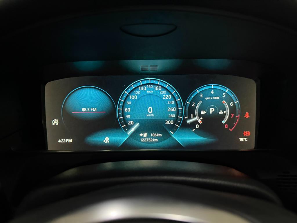 Jaguar XF - Vista 10