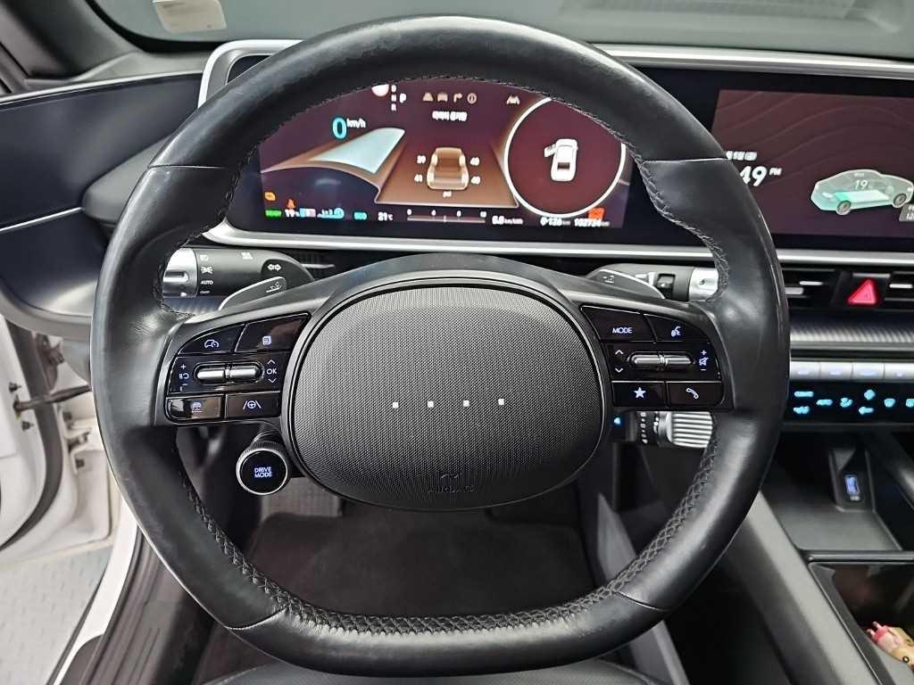 HYUNDAI Ioniq 6 - Vista 9