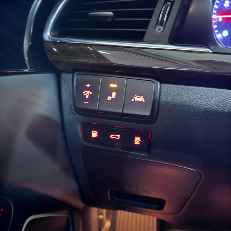 KIA K7 - Vista 6