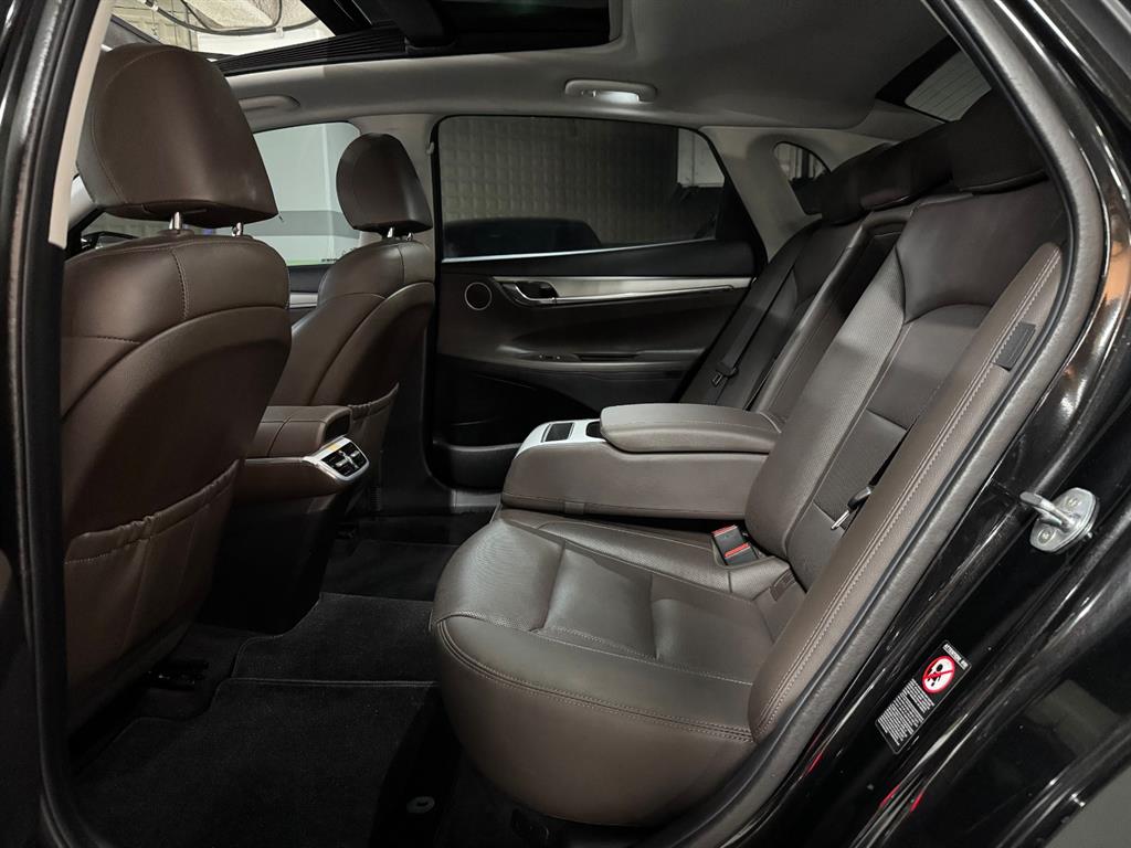 HYUNDAI Grandeur - Vista 7