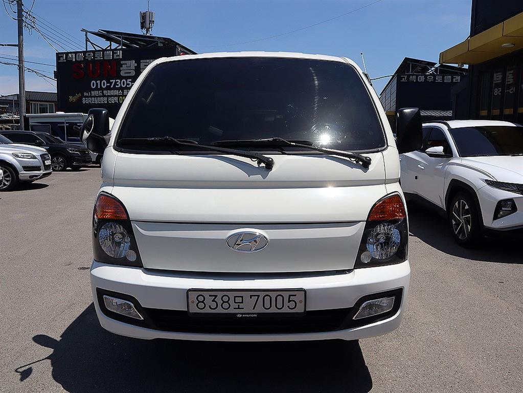 Small Truck Freezer Box(Low Deck) 2018 Blanco - Importación desde Corea - HF Imports Iquique - Foto 1