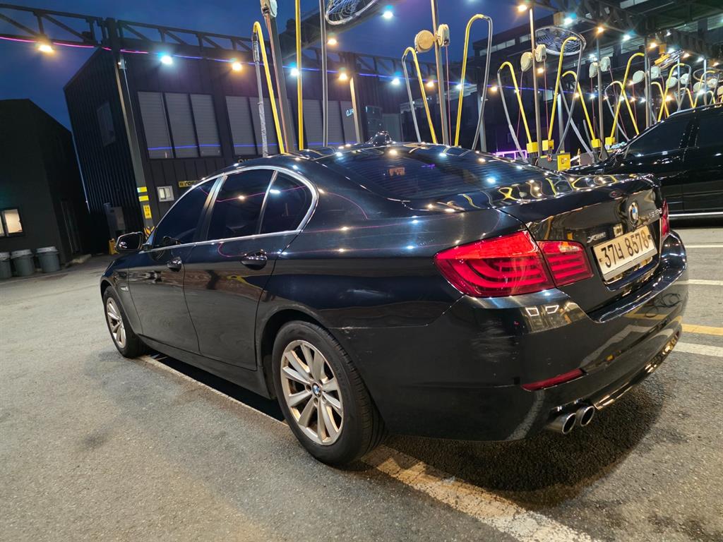 BMW 5 Series - Vista 3