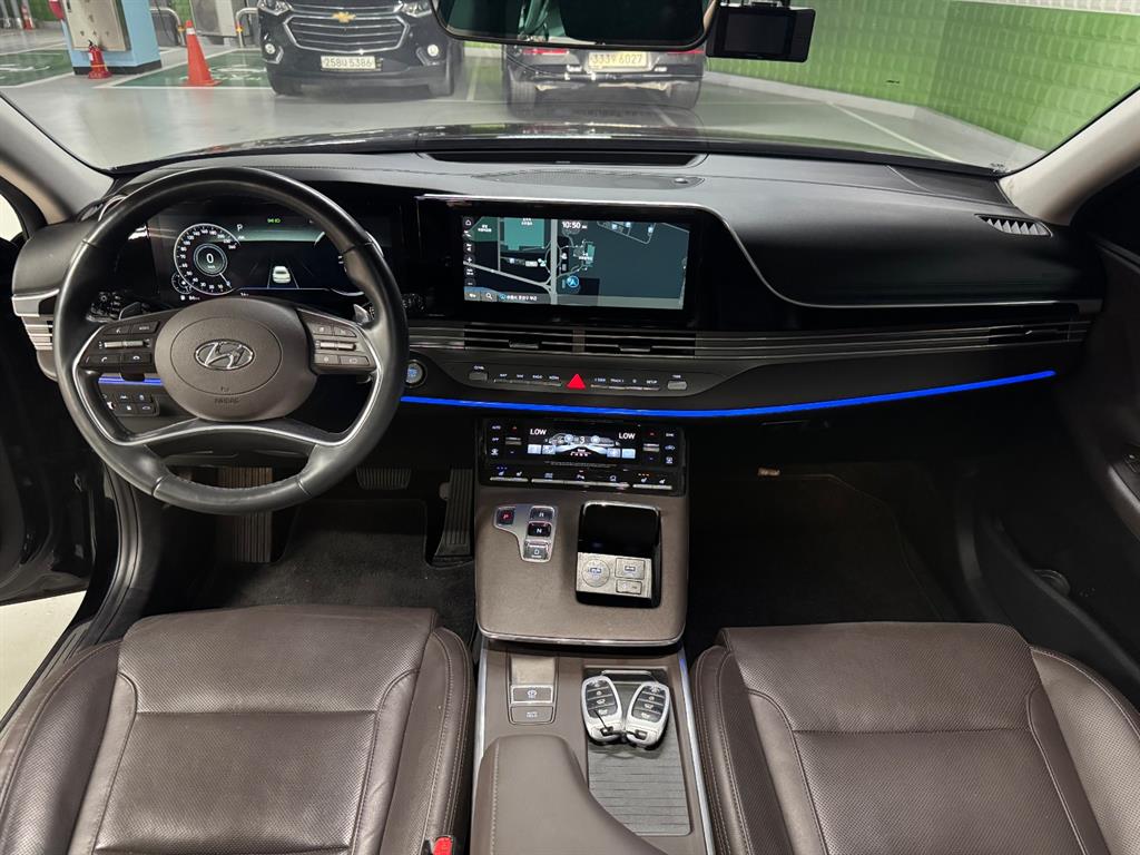 HYUNDAI Grandeur - Vista 8