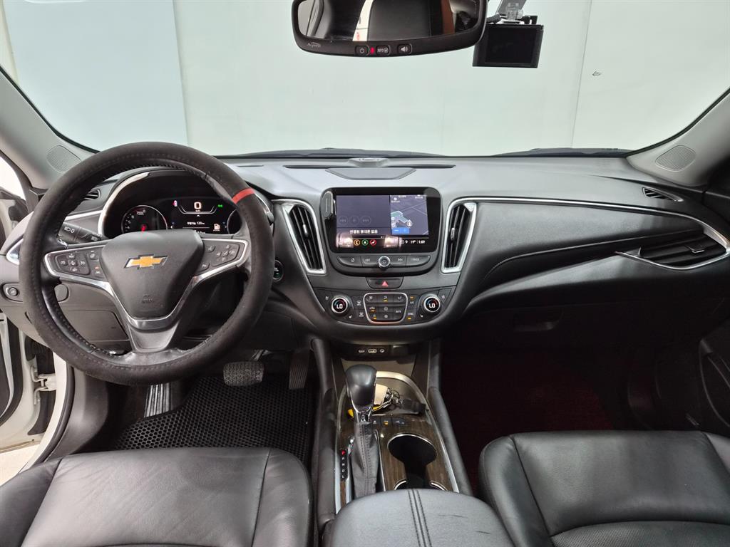 Chevrolet Malibu - Vista 7
