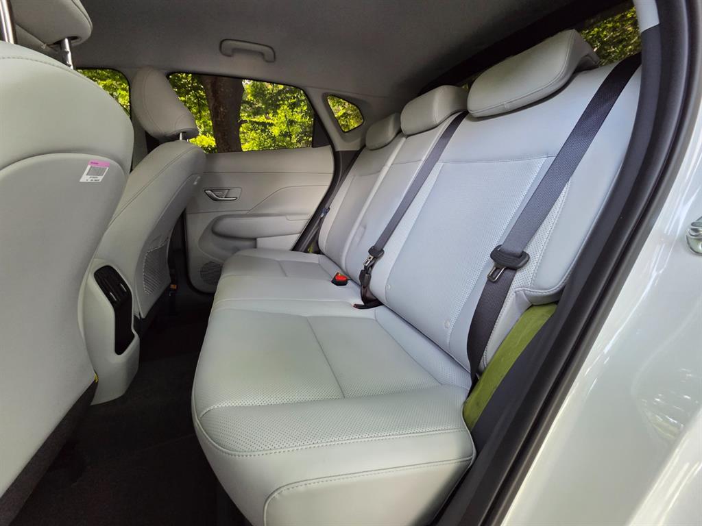 HYUNDAI Kona - Vista 6