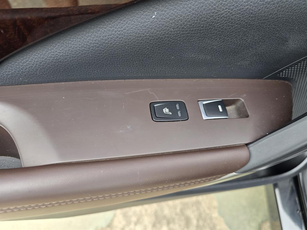 HYUNDAI Grandeur 2015 Negro - Importación desde Corea - HF Imports Iquique - Foto 13