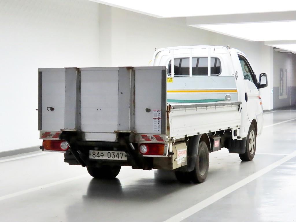 Small Truck Cargo (small) - Vista 4