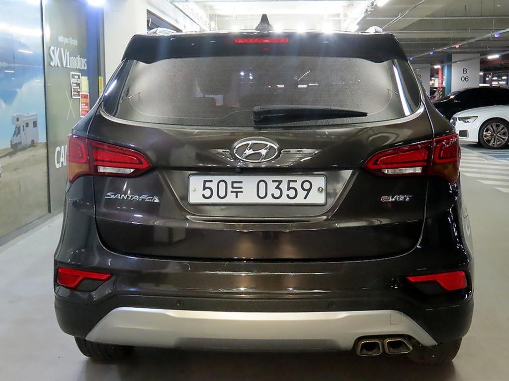 HYUNDAI Santa Fe - Vista 5