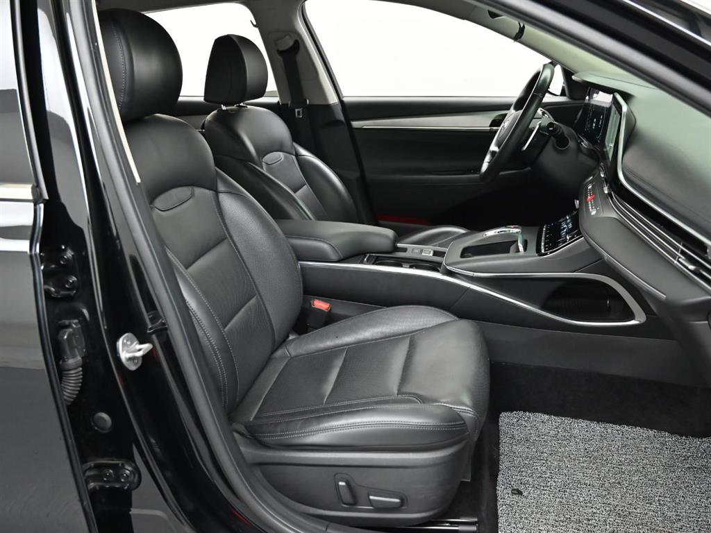 HYUNDAI Grandeur - Vista 10