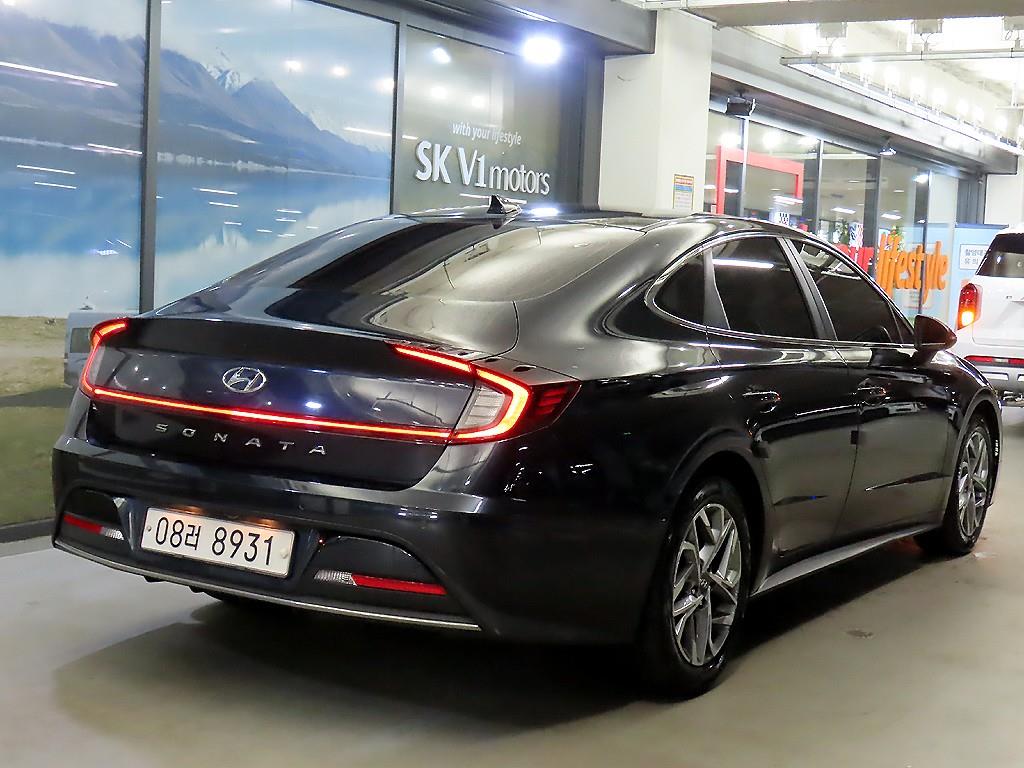 HYUNDAI Sonata - Vista 4