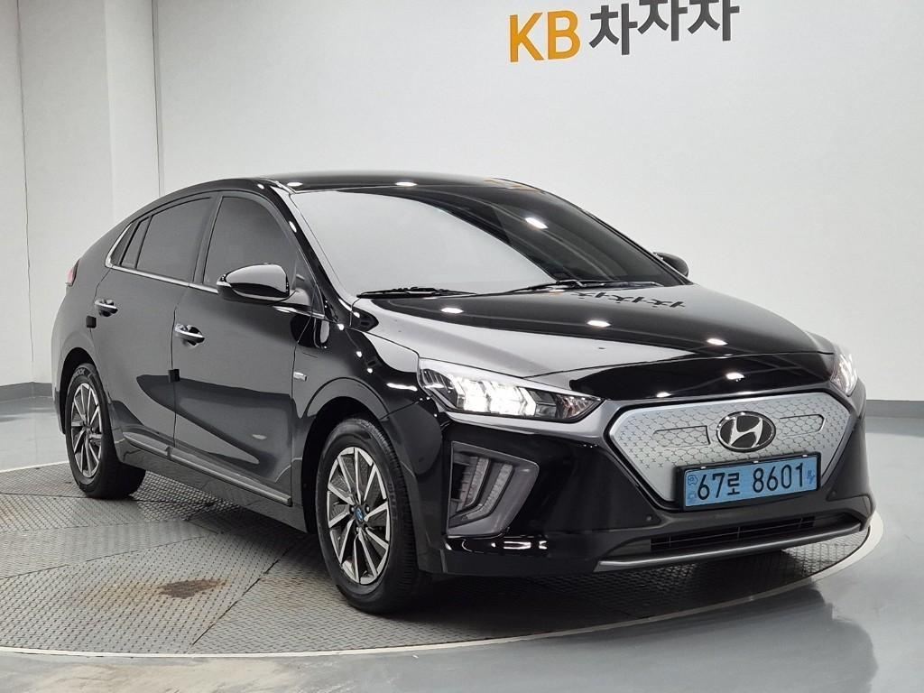 HYUNDAI Ioniq - Vista 2