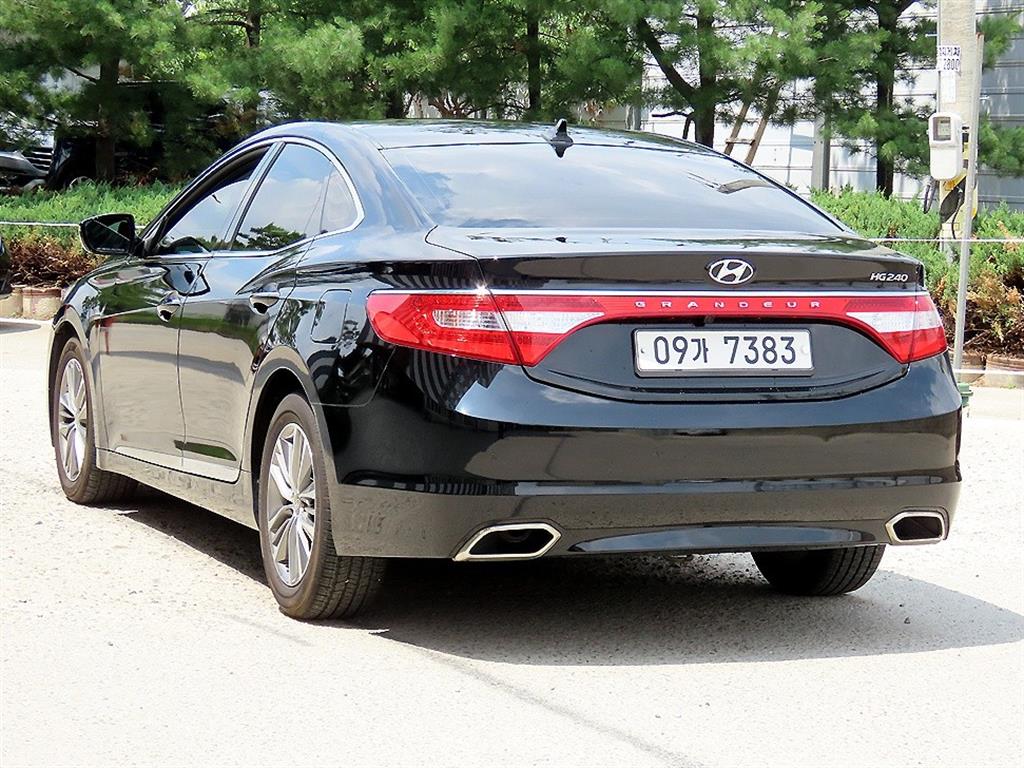 HYUNDAI Grandeur - Vista 3